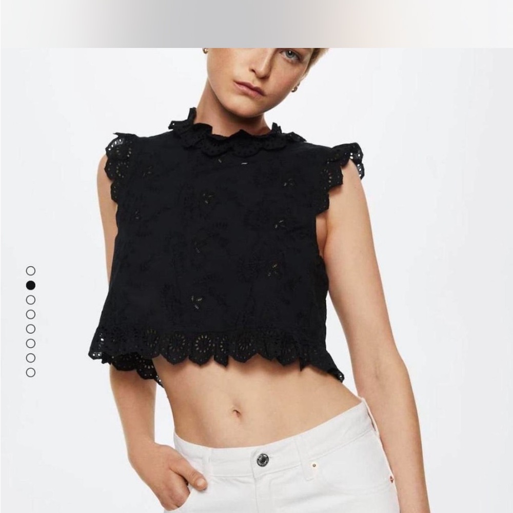 Black Lace Sleeveless Top